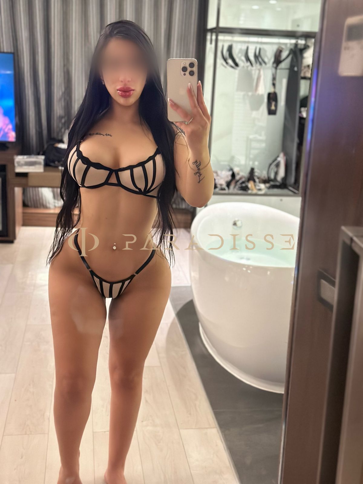 Escorts VIP Paradisse - Zia